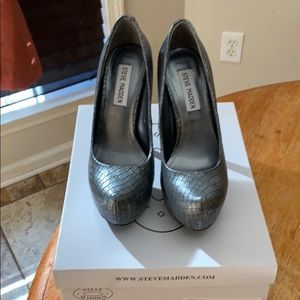 Steve Madden Pumps